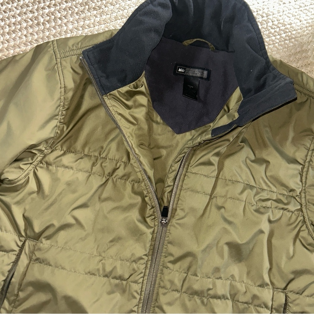 Men's Olive Green Jacket - Picture 3 of 3